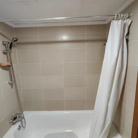 Piso Cercano Al Puerto Apartmán *